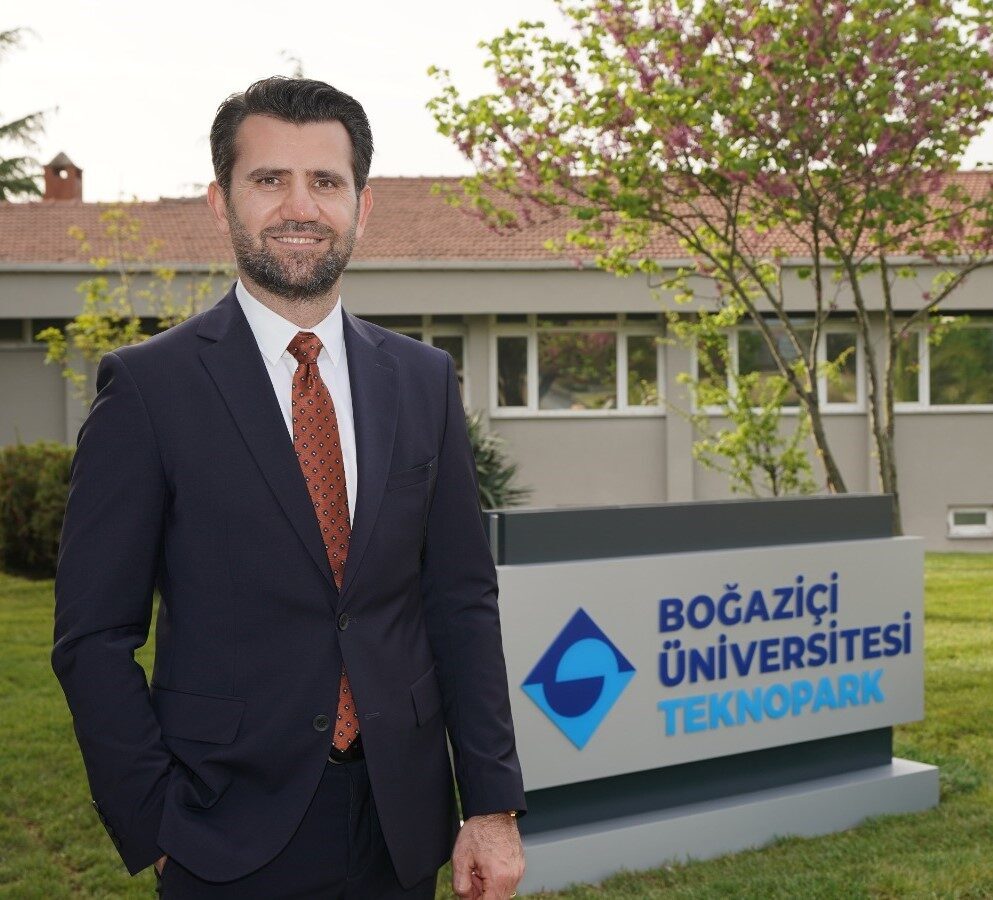 - Boğaziçi Üniversitesi Rektörü Prof. Dr. Mehmet Naci İnci:
- "Boğaziçi