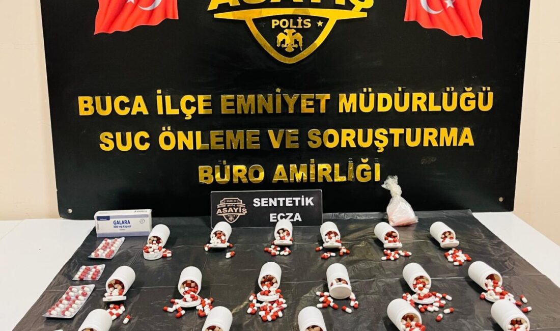 İZMİR (AA) – İzmir'in Buca ilçesinde evinde uyuşturucu madde ele