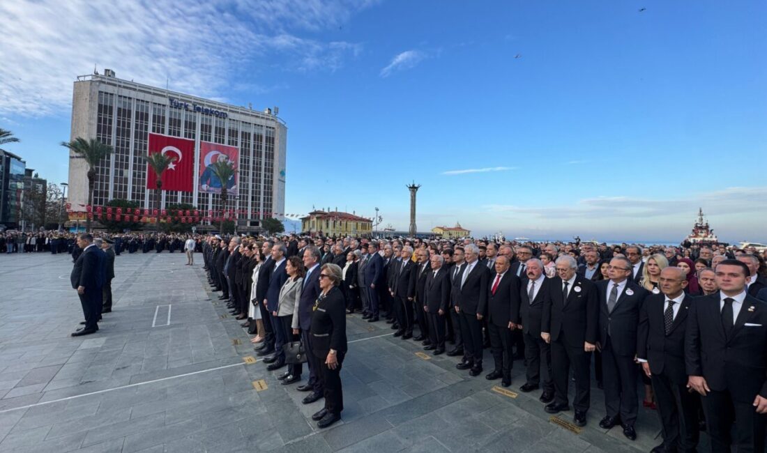 İZMİR (AA) – Türkiye Cumhuriyeti'nin kurucusu Büyük Önder Mustafa Kemal