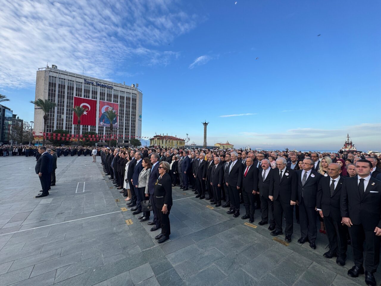 İZMİR (AA) – Türkiye Cumhuriyeti'nin kurucusu Büyük Önder Mustafa Kemal