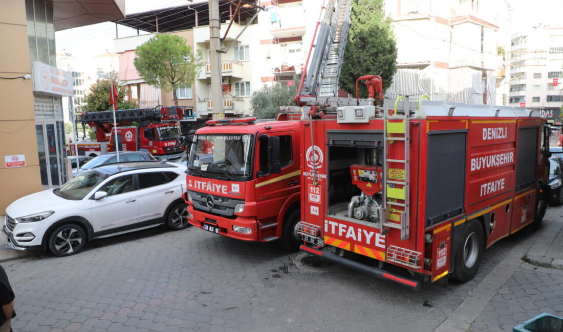 DENİZLİ (AA) – Denizli'nin Pamukkale ilçesinde bir apartmanın çatı katında