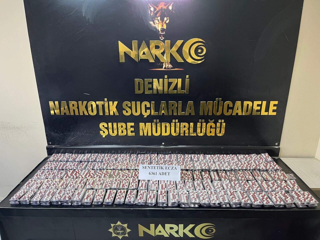 DENİZLİ (AA) – Denizli'de düzenlenen uyuşturucu operasyonunda 3 şüpheli gözaltına