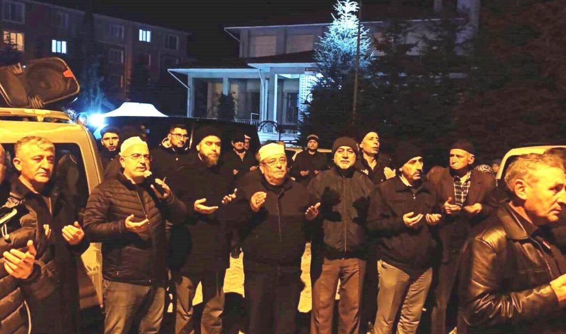 Kütahya’nın Emet ilçesinde Diyanet İşleri Başkanlığı organizasyonunda umreye gidecek olan