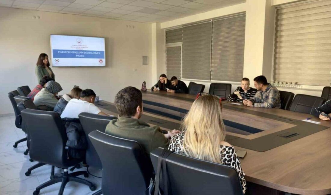 Eskişehir’de Evlenecek Gençlerin Desteklenmesi Projesi kapsamında hak kazanan genç çiftlere