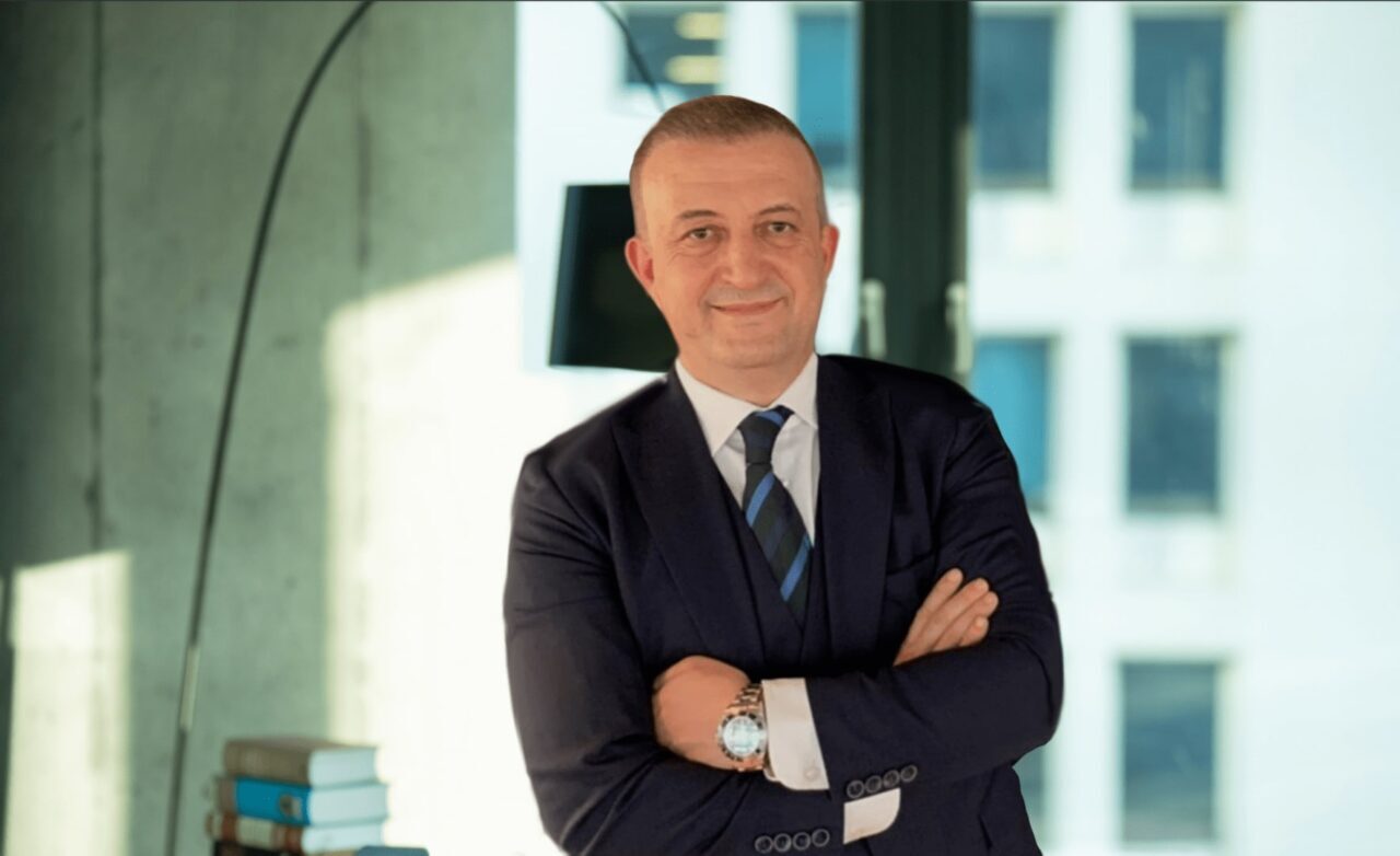 - EY Türkiye Vergi Bölümü Şirket Ortağı Feridun Güngör:
- "Günümüzde