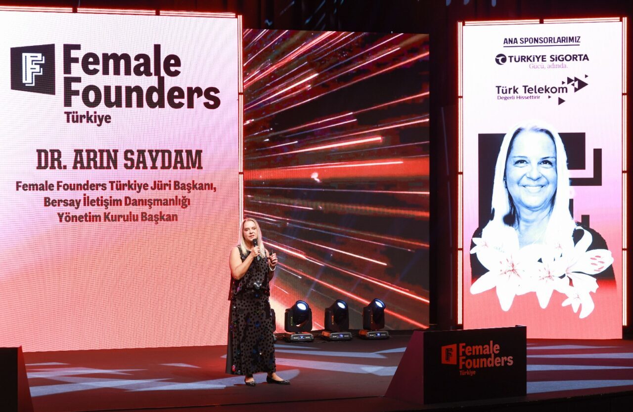 - Bersay İletişim Danışmanlığı Yönetim Kurulu Başkanı Arın Saydam:
- "Female