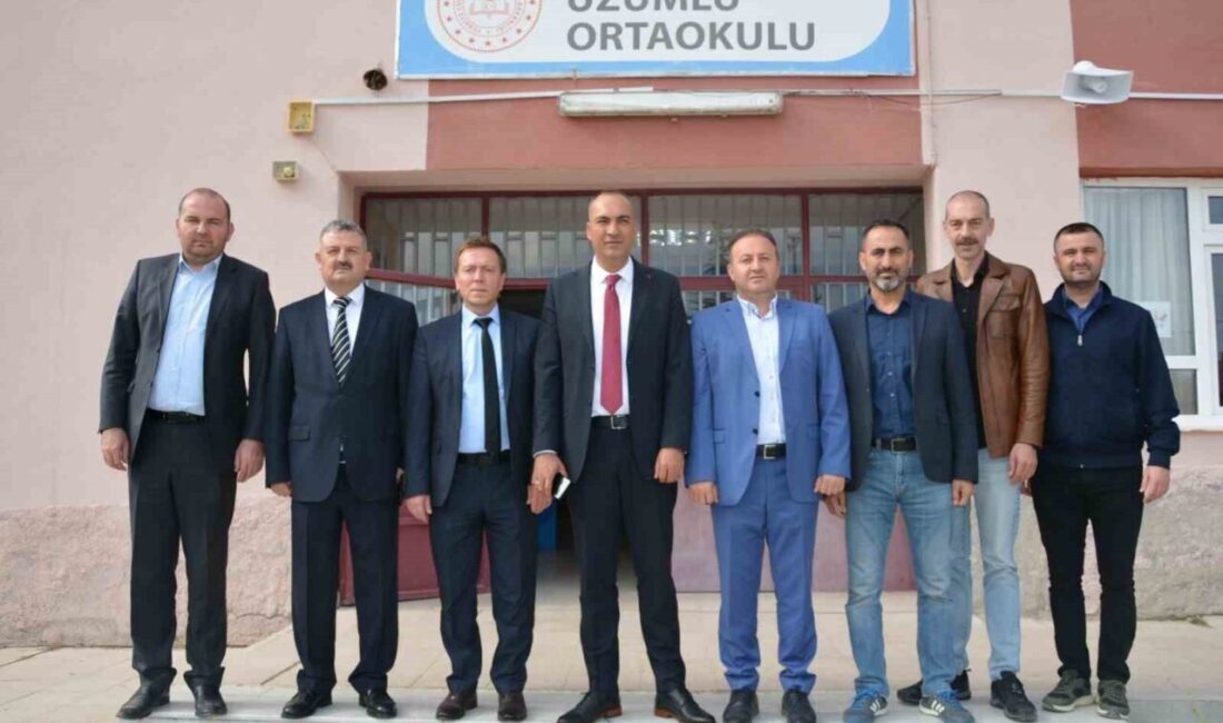 Kütahya’nın Gediz ilçesinde, Halk Eğitimi Merkezi (HEM) kursiyerleri, sosyal sorumluluk