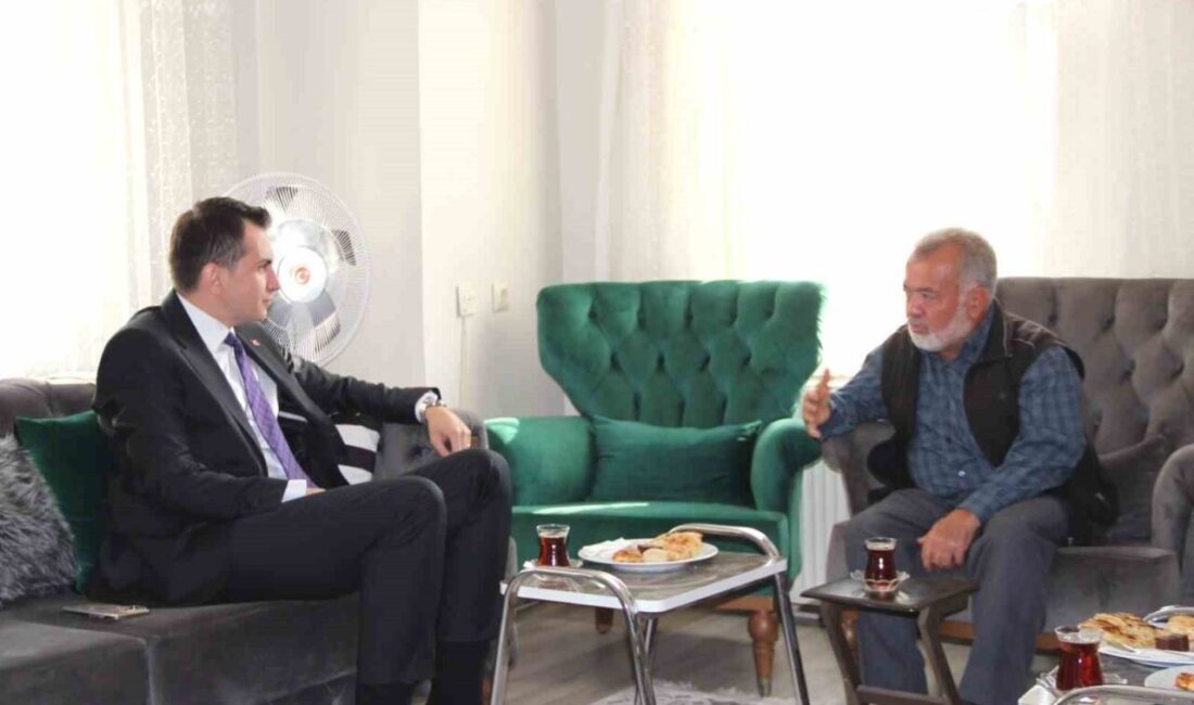 Hisarcık ilçe merkezinde ikamet eden gazi ve ailesini ziyaret eden