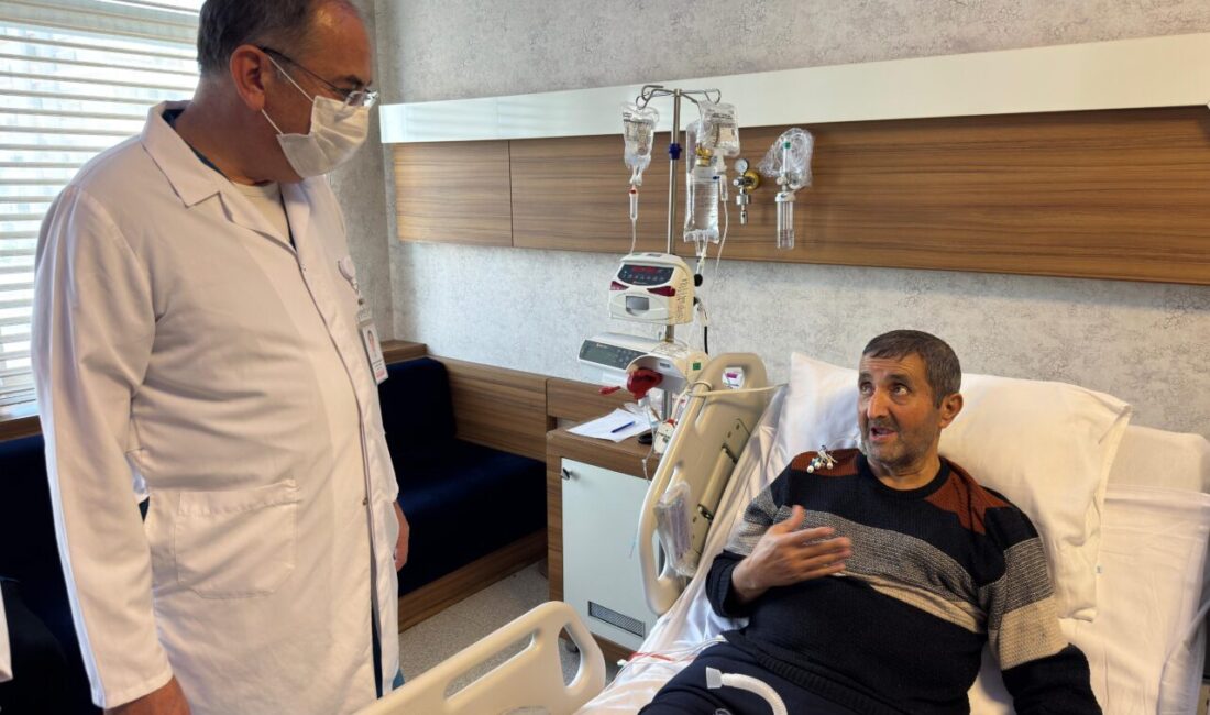 - Karaciğer yetmezliği nedeniyle 9 yıldır nakil bekleyen Mehmet Güdücü,