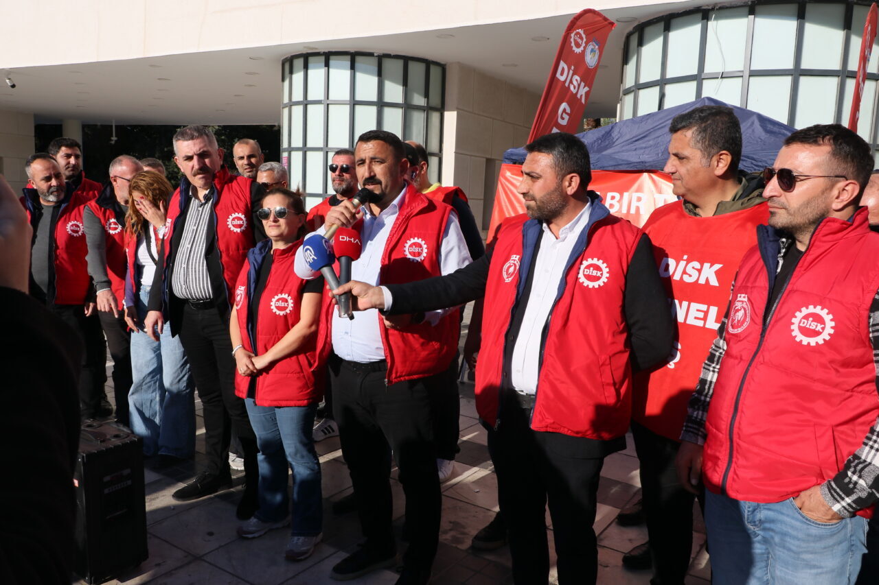 İZMİR (AA) – İzmir Büyükşehir Belediyesi iştiraki şirketlerinden İZELMAN, İZENERJİ