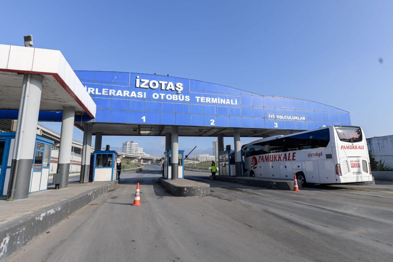 İZMİR (AA) – İzmir Büyükşehir Belediyesi, otobüs terminalini işleten İzmir