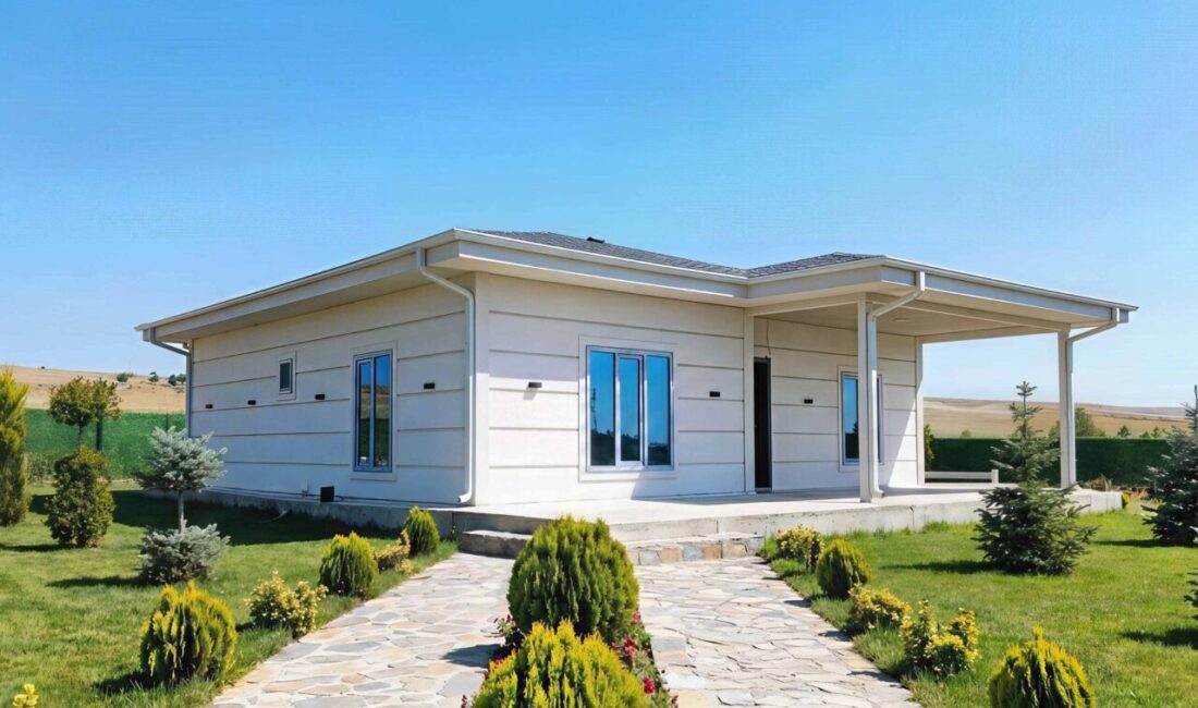 - Karmod Prefabrik Yurt Dışı Satış Müdürü Ozan Aydın:
- "Kısa