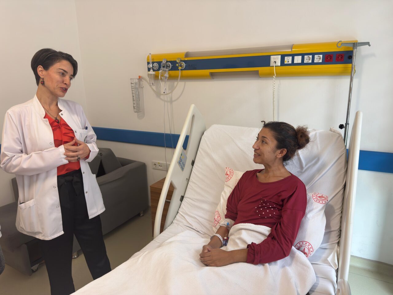 - Hastanede 1,5 ay tedavi gören Özge İkibaş:
- "Kimse bilinçsiz