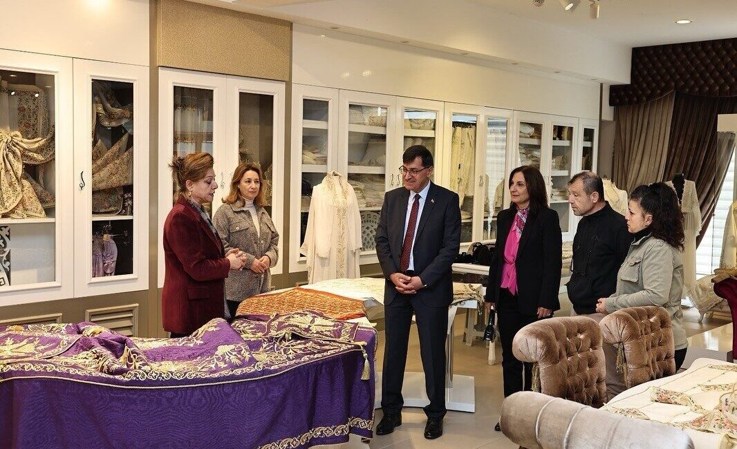 Kütahya Belediye Başkanı Eyüp Kahveci, Osmanlı el işlemeciliğini modern dokunuşlarla