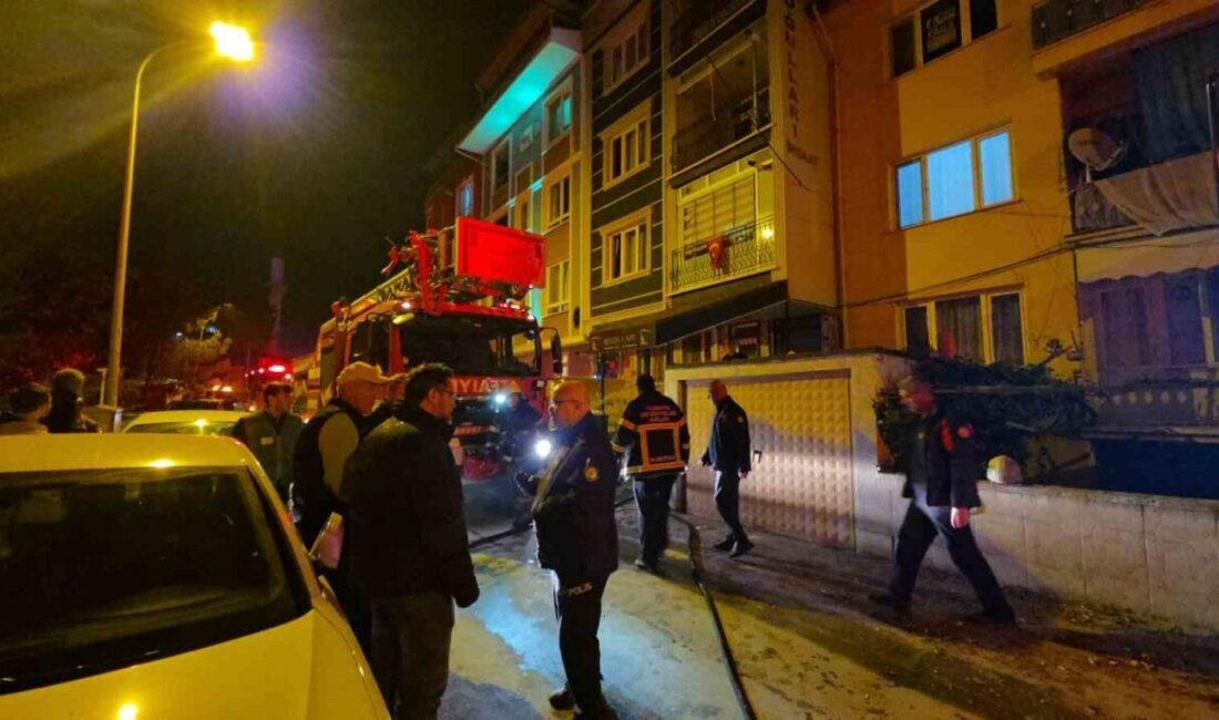 Kütahya’nın Gaybıefendi Mahallesi Desti Sokak’ta bulunan 5 katlı bir binanın