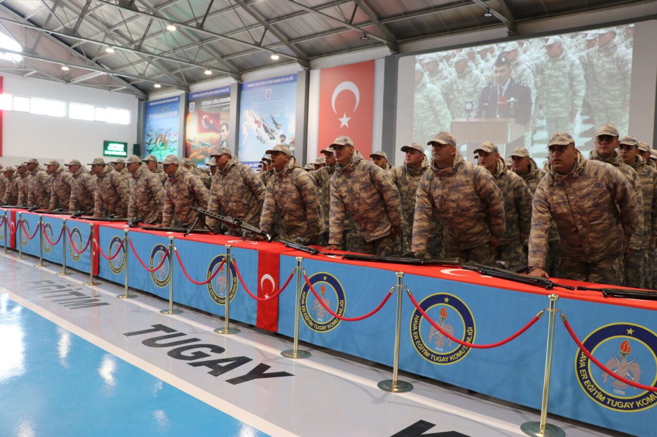 KÜTAHYA (AA) – Kütahya Hava Er Eğitim Tugay Komutanlığında, temel