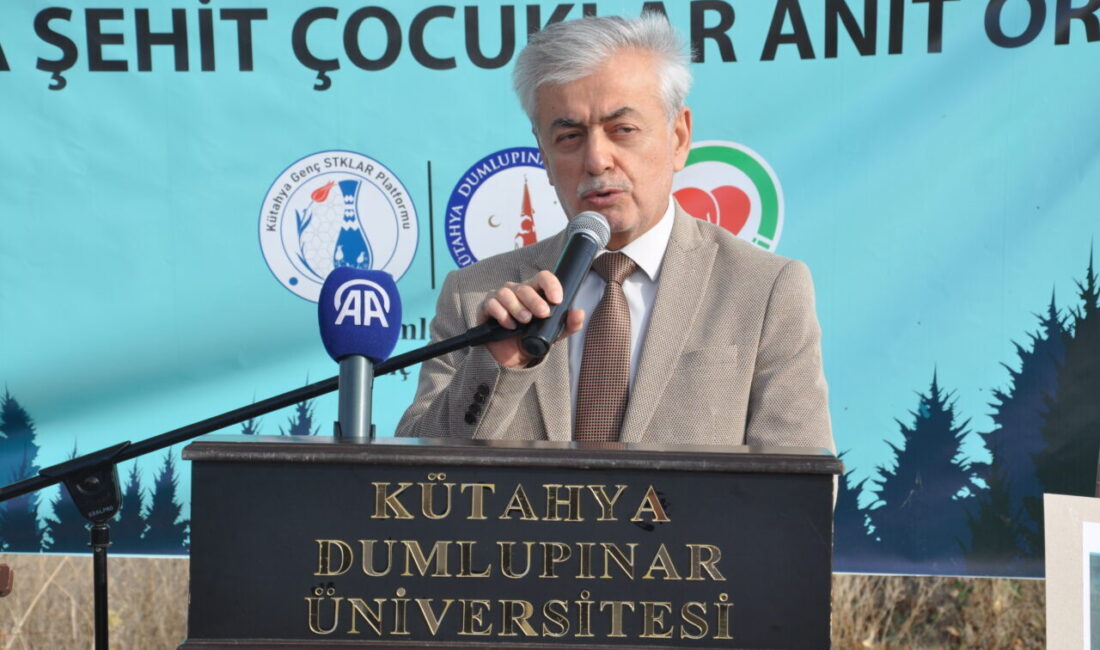 KÜTAHYA (AA) – Kütahya'da, şehit çocuklar için 500 meyve fidanı
