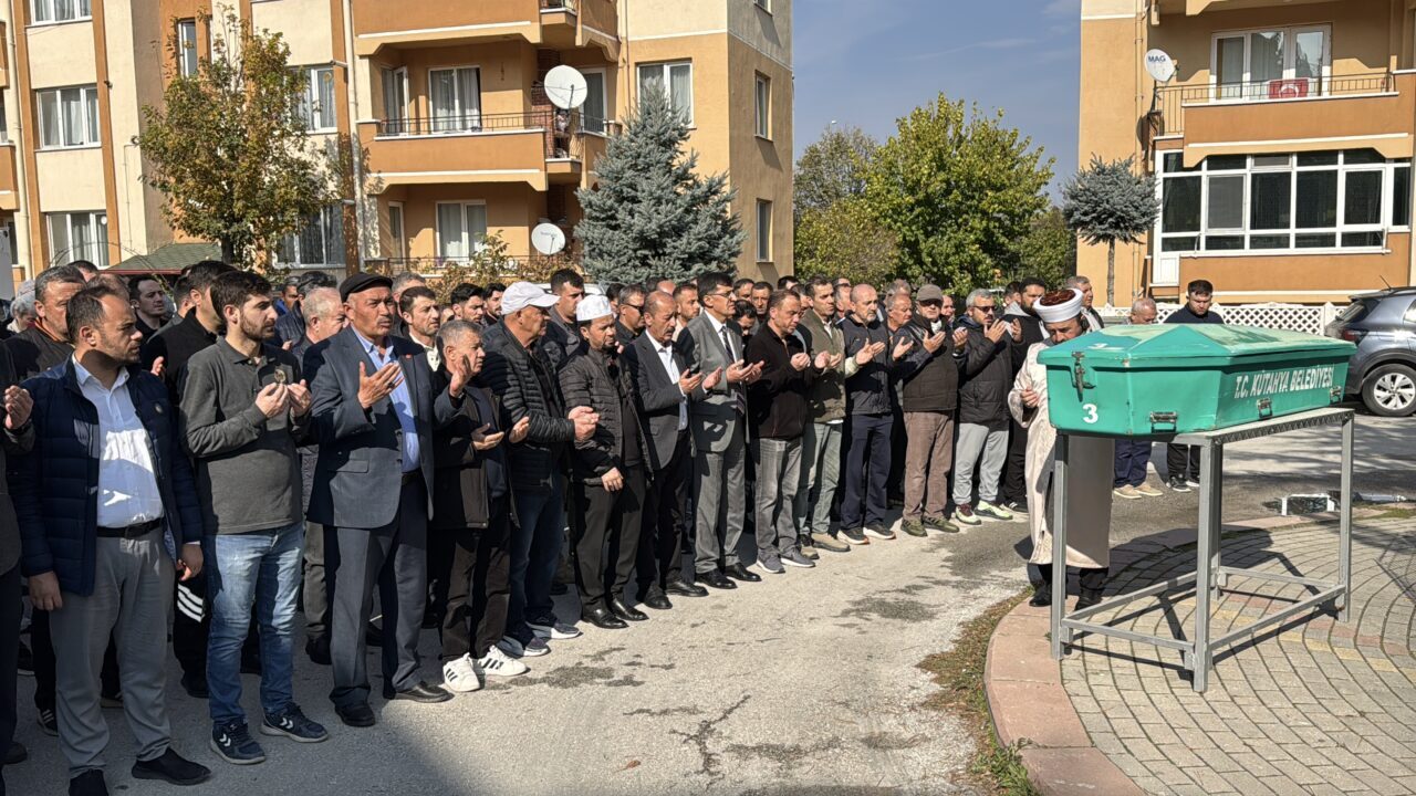 KÜTAHYA (AA) – Dünya ve Türk halter tarihine adını altın