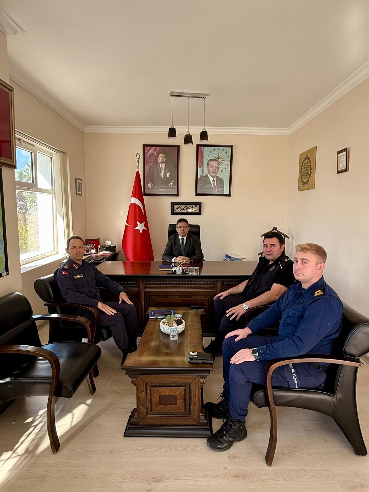 MUĞLA (AA) – Muğla'nın Marmaris ilçesinde Asayiş ve Güvenlik Toplantısı