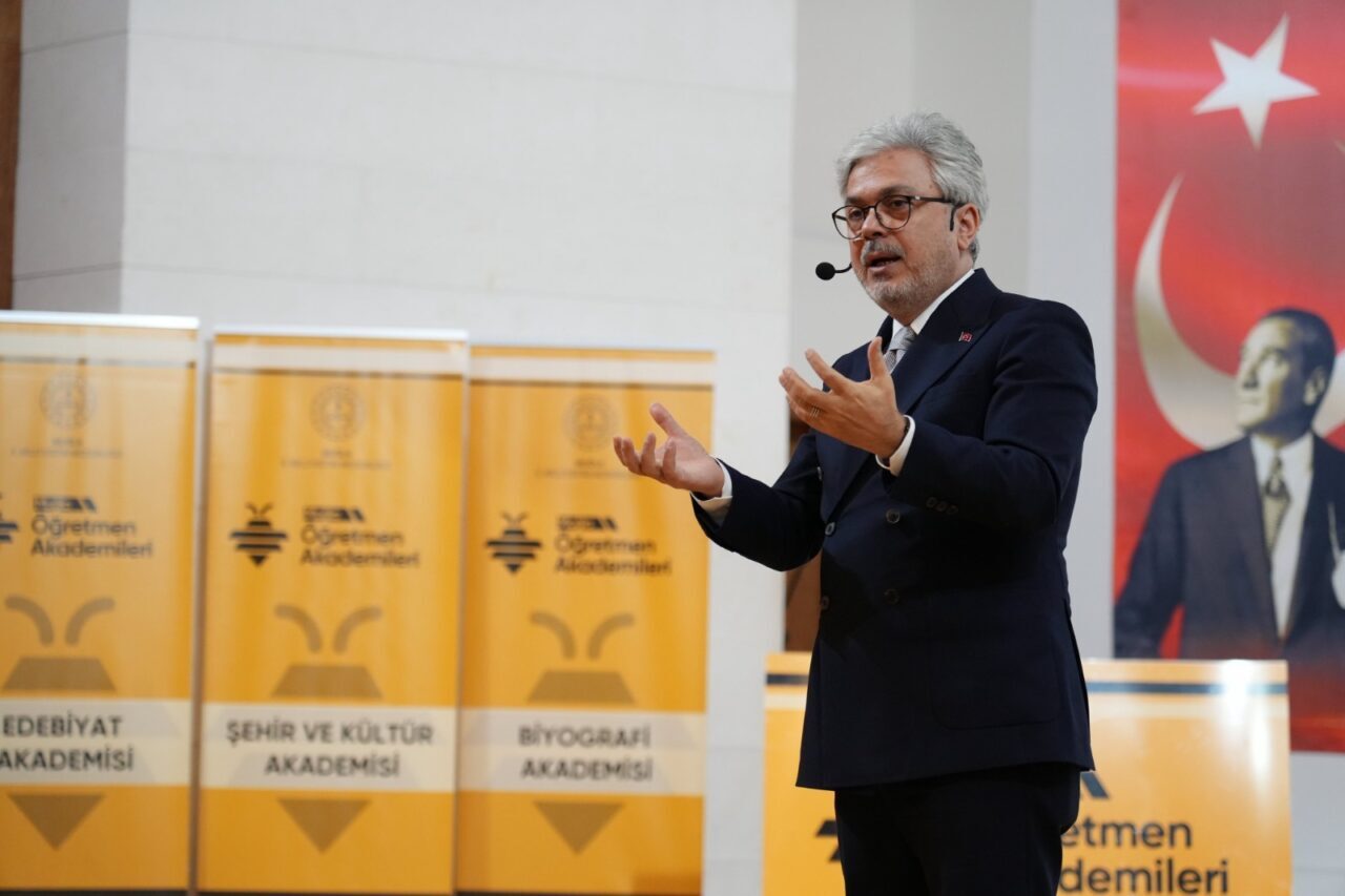 MUĞLA (AA) – Milli Eğitim Bakan Yardımcısı Ömer Faruk Yelkenci,