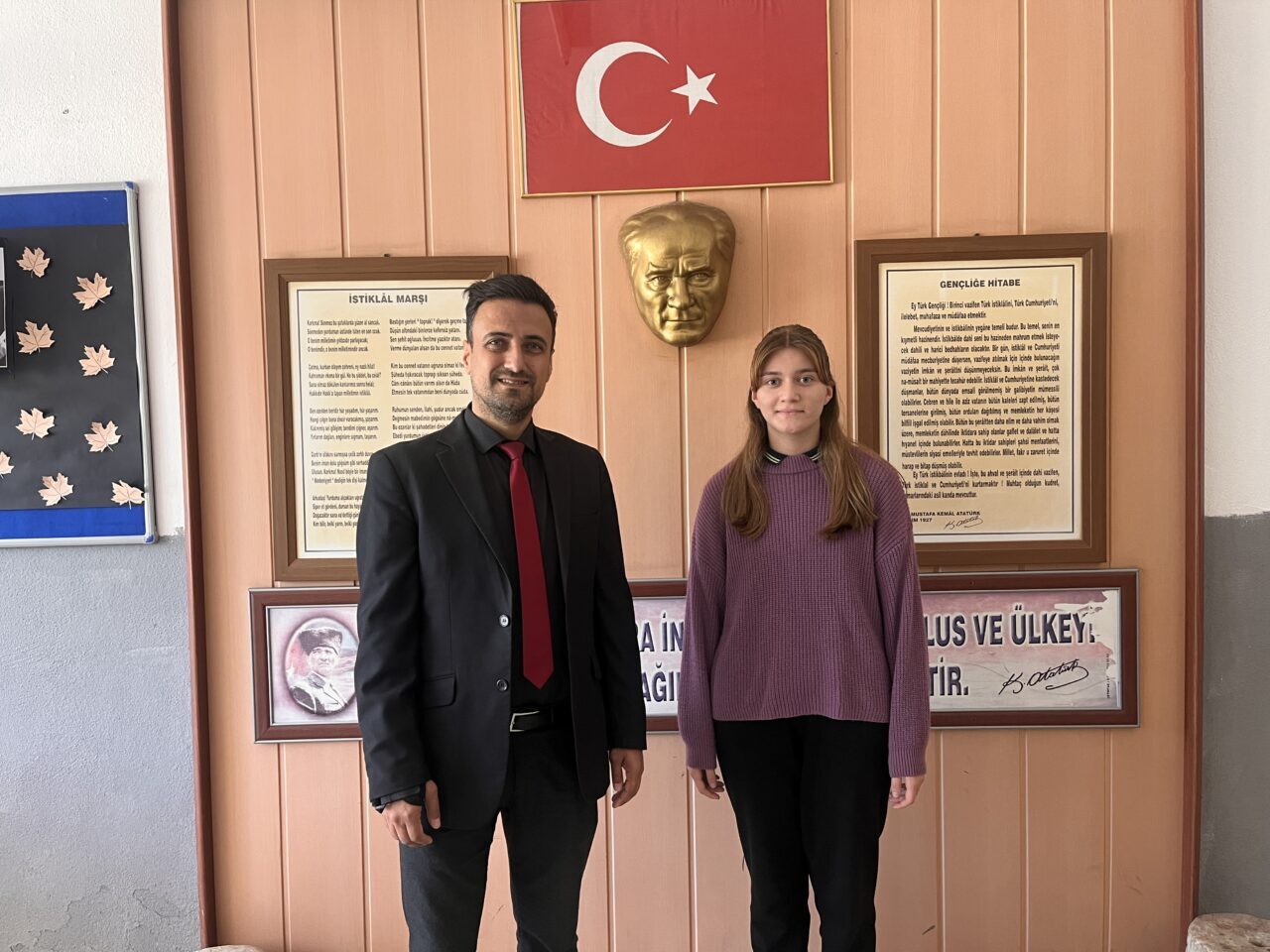 - Öğrenci Cansu Azbay:
- "Sağlanan eğitim ortamı, ilgi ve emek