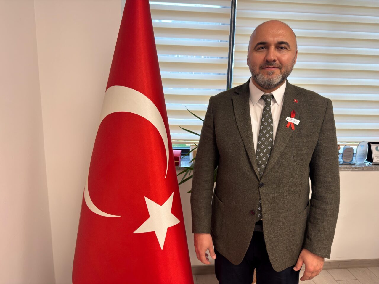 - İzmir'de 34 yaşında kalp krizi sonucu vefat eden kişinin