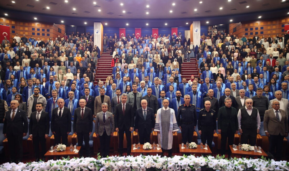 DENİZLİ (AA) – Pamukkale Üniversitesi (PAÜ) 2025-2026 Akademik Yılı Açılış