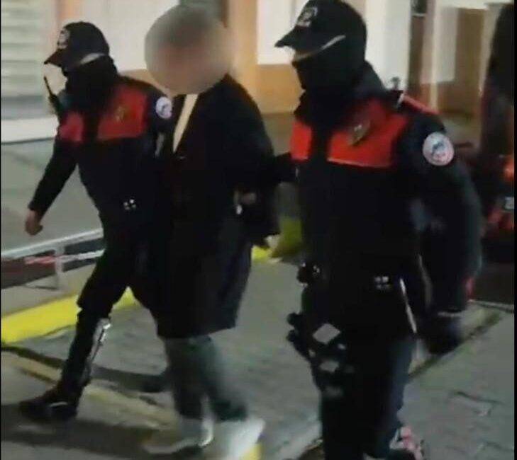 Eskişehir İl Emniyet Müdürlüğü Asayiş Şube Müdürlüğü ekipleri, ’Dur’ uyarısına