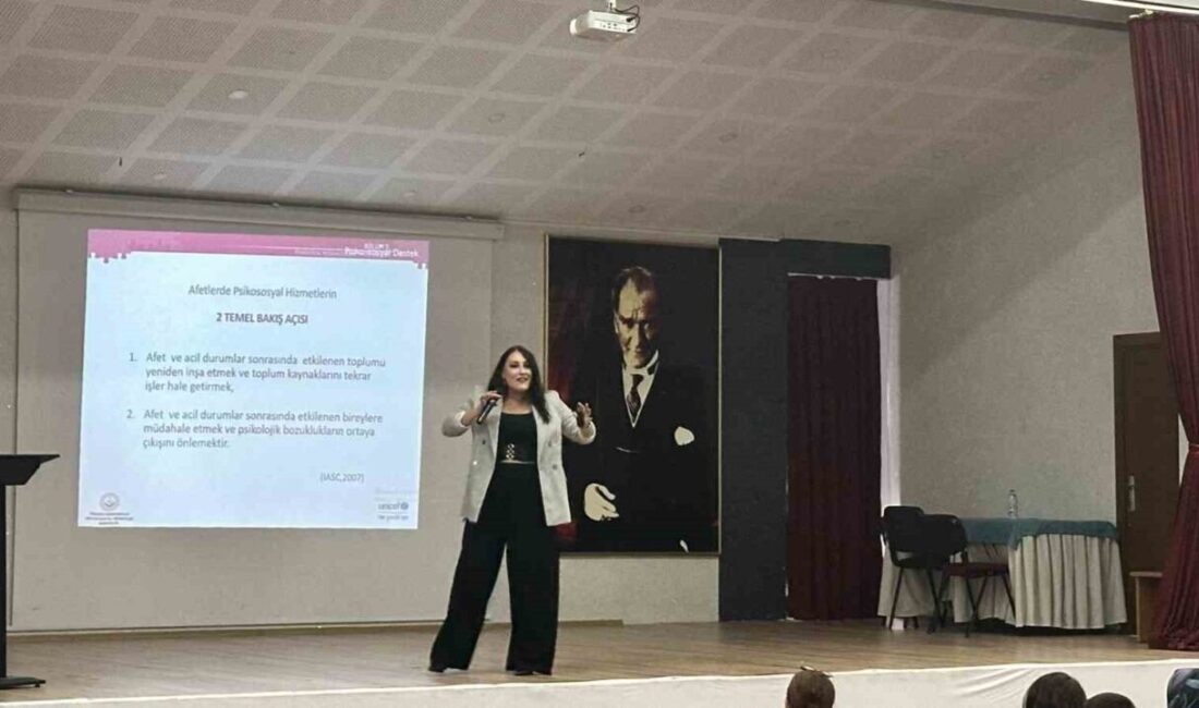 Eskişehir’de rehber öğretmenlere ve psikolojik danışmanlara yönelik, ’Afet ve Acil