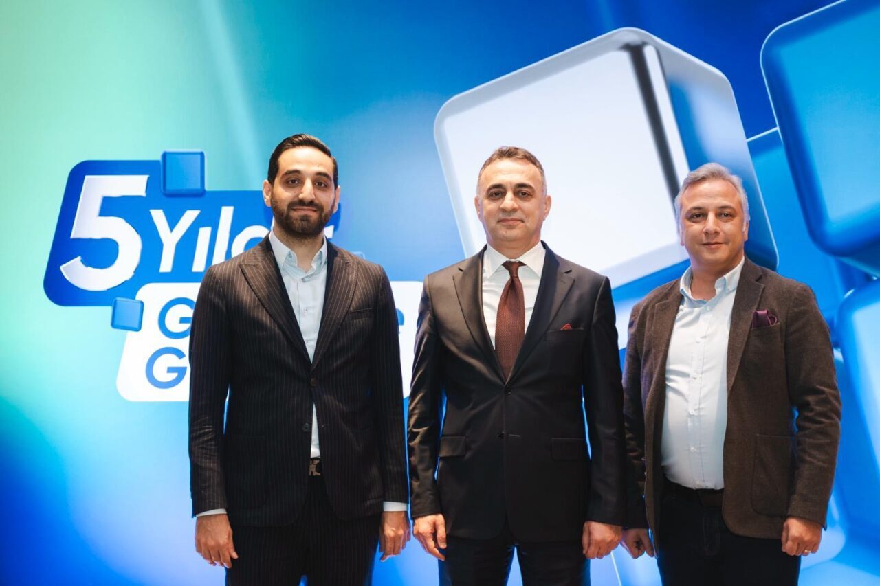 - Rubikpara Yönetim Kurulu Başkanı Yusuf Akbal:
- "Rubikpara'yı üç yıl