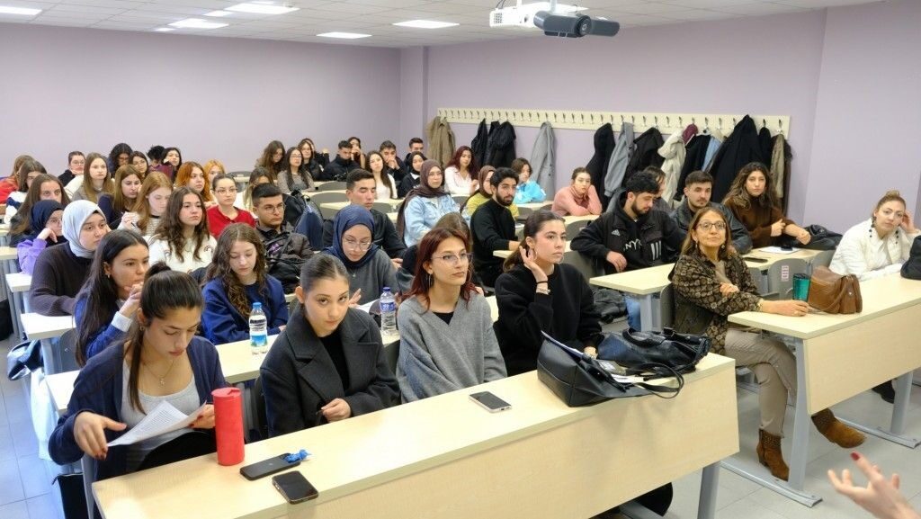 Anadolu Üniversitesi Sağlık Bilimleri Fakültesi’nde (SBF) Sosyal Hizmette Kariyer Günü