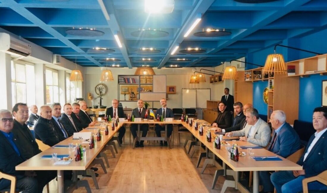 Ukrayna’nın Ankara Büyükelçisi Nariman Dzhelialov, Eskişehir Sanayi Odası’nı (ESO) ziyaret