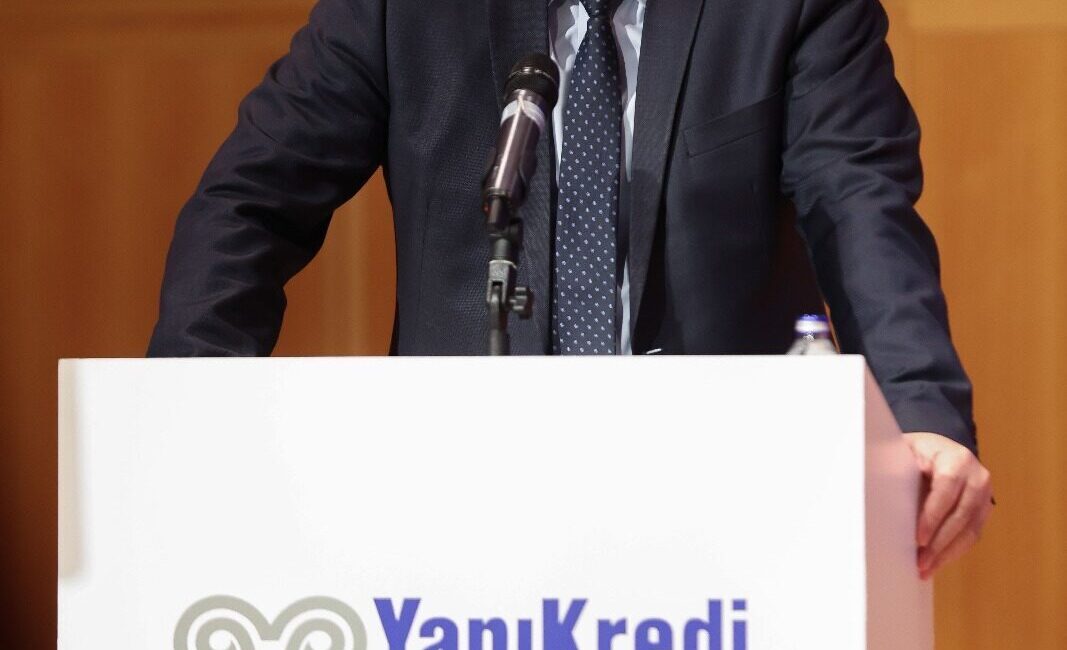 - Yapı Kredi KOBİ Bankacılığı Yönetim Başkanı Turan Karadeniz:
- "Kadınların