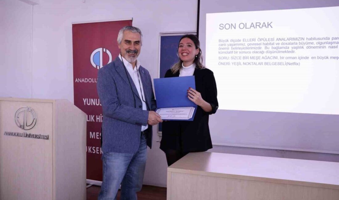 Anadolu Üniversitesi Yunus Emre Sağlık Hizmetleri Meslek Yüksekokulu tarafından “Yaşlılıkta