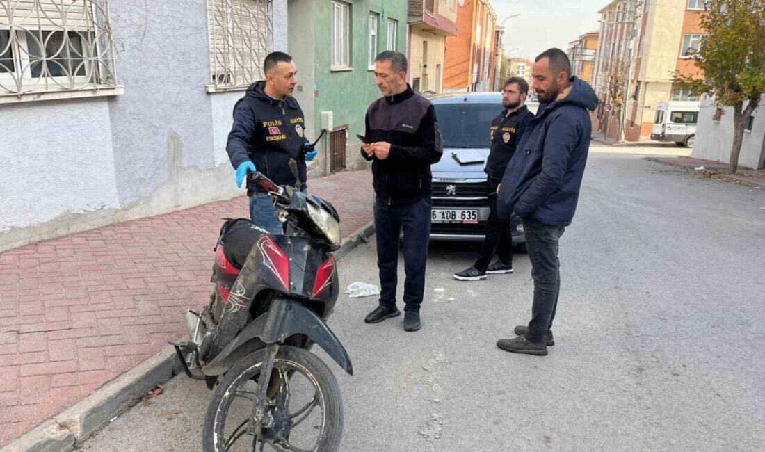 Eskişehir’de simit satarak geçimini sağlayan rahatsızlığından dolayı yürüme güçlüğü çeken