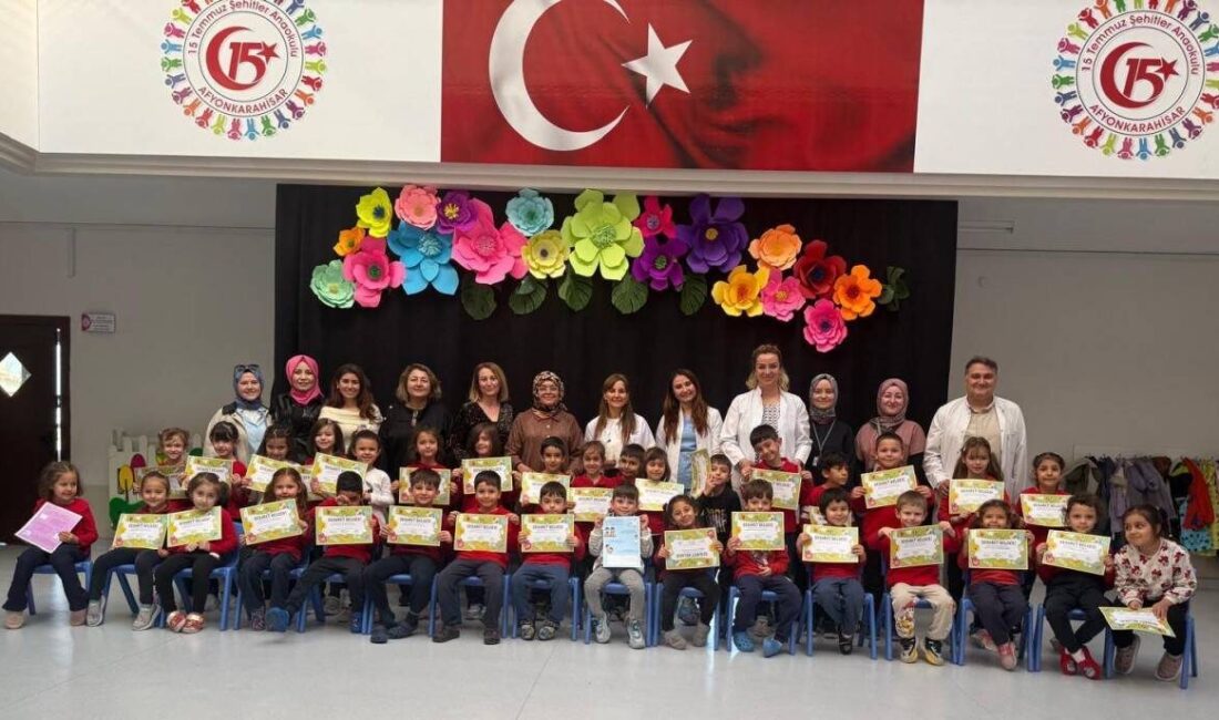 AFYONKARAHİSAR (AA) – Afyonkarahisar Sağlık Bilimleri Üniversitesi (AFSÜ) personeli, 15
