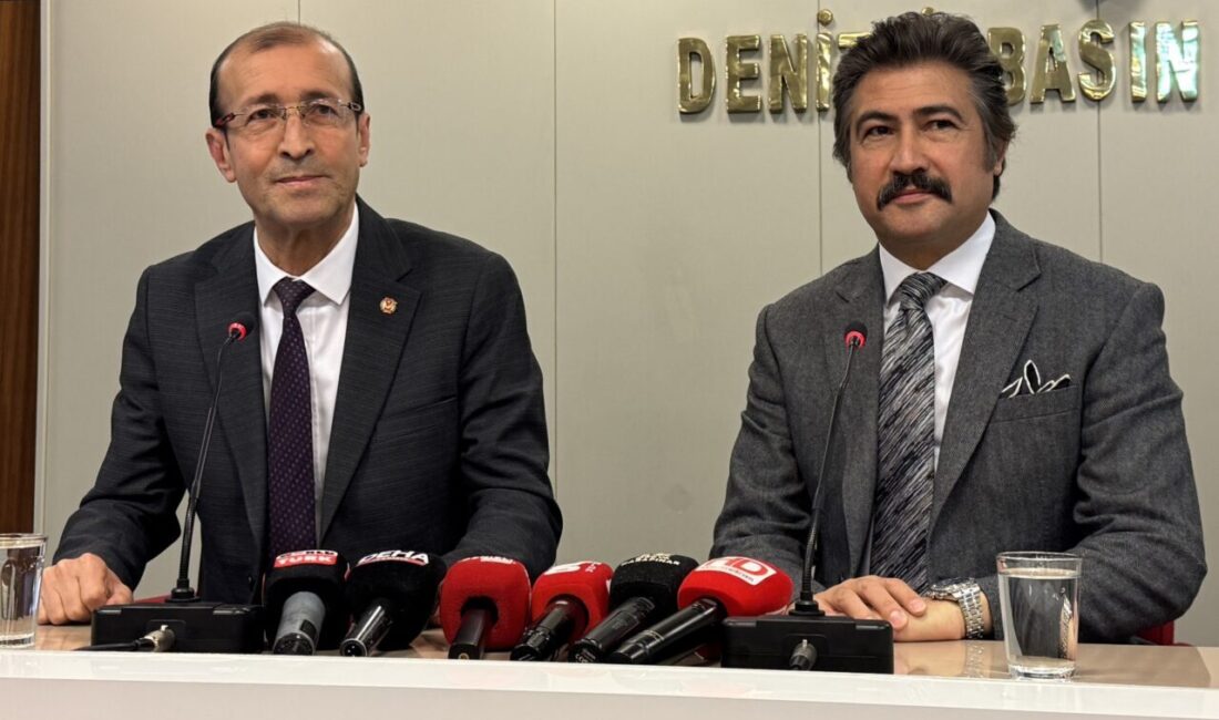 DENİZLİ (AA) – AK Parti Denizli Milletvekili Cahit Özkan, kentte