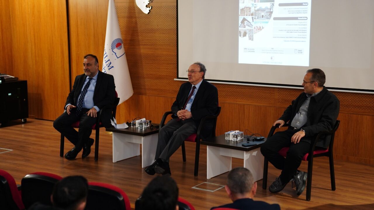 - Atılım Üniversitesi İşletme Fakültesi Dekanı Prof. Dr. Mithat Üner:
-