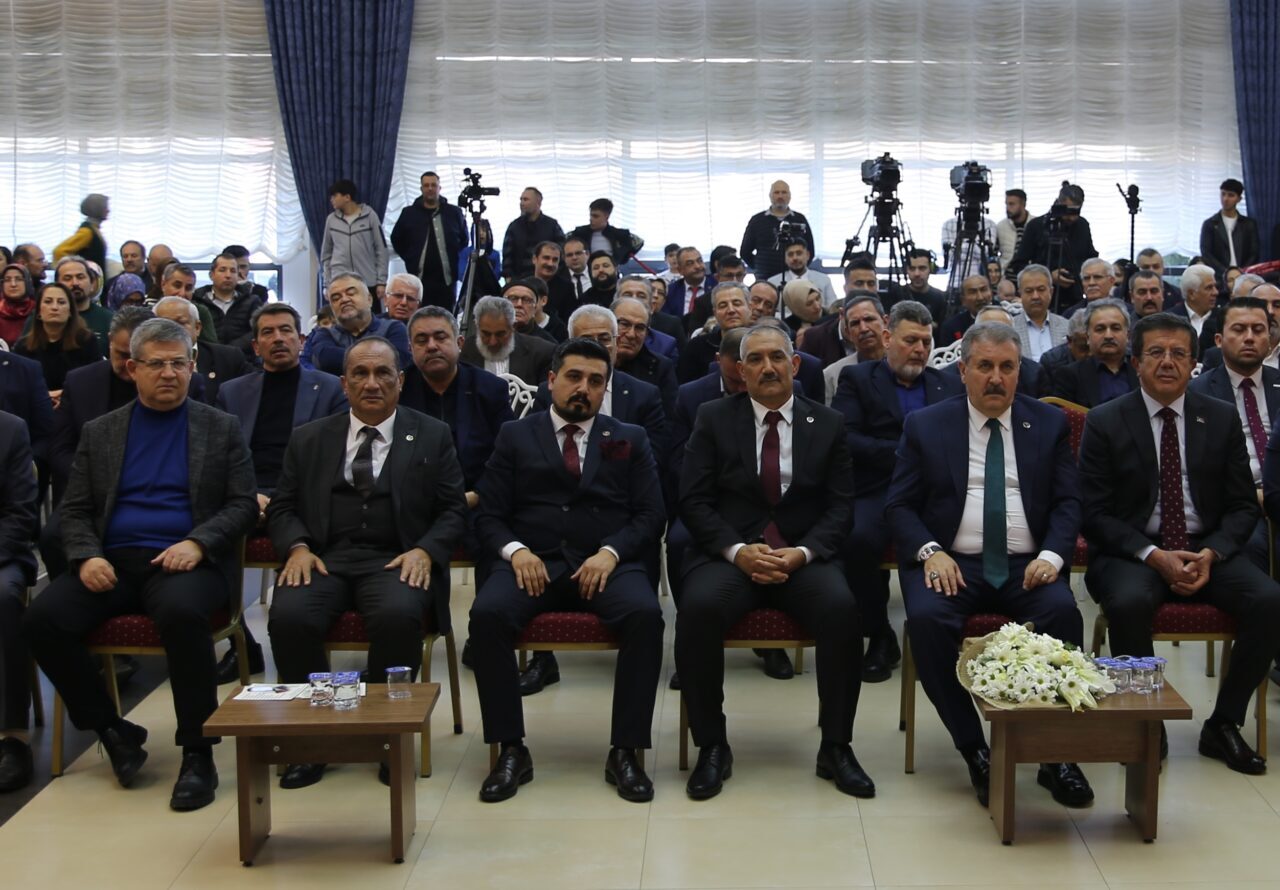 - "Bir kere çalışan her kadınımıza çocuğunu bırakabileceği bir kreş
