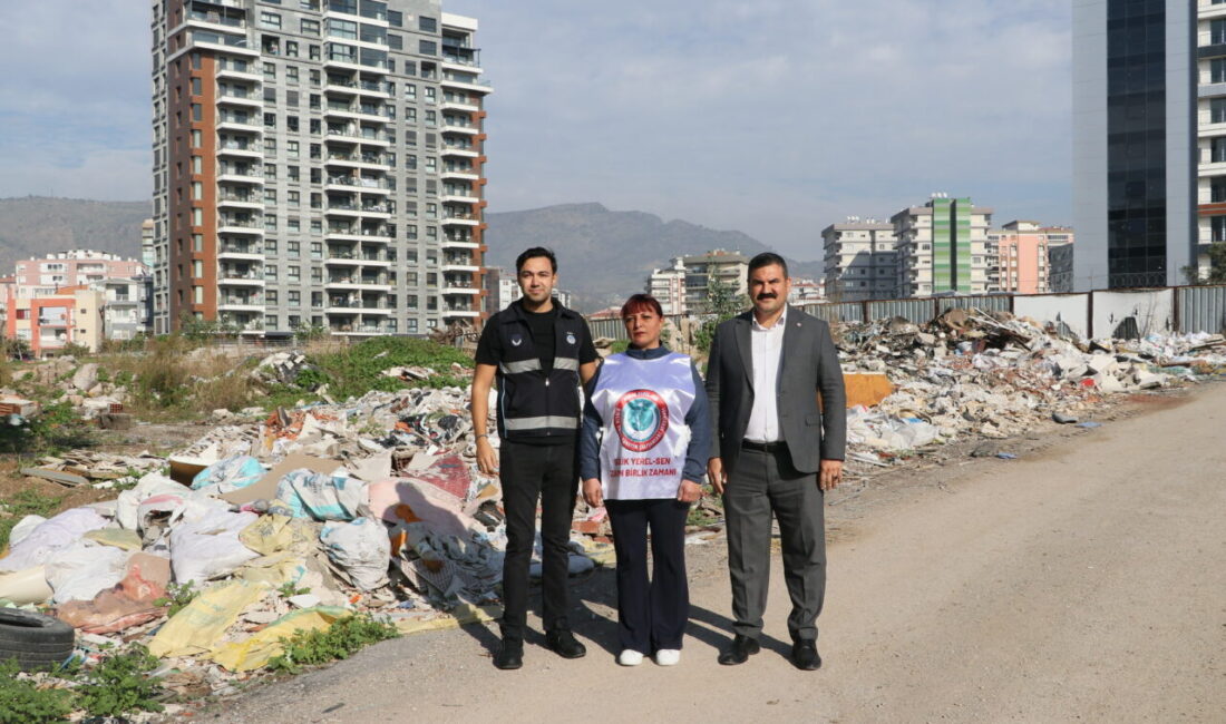 İZMİR (AA) – Birlik Yerel-Sen Genel Başkanı Reşat Bozat, Karşıyaka