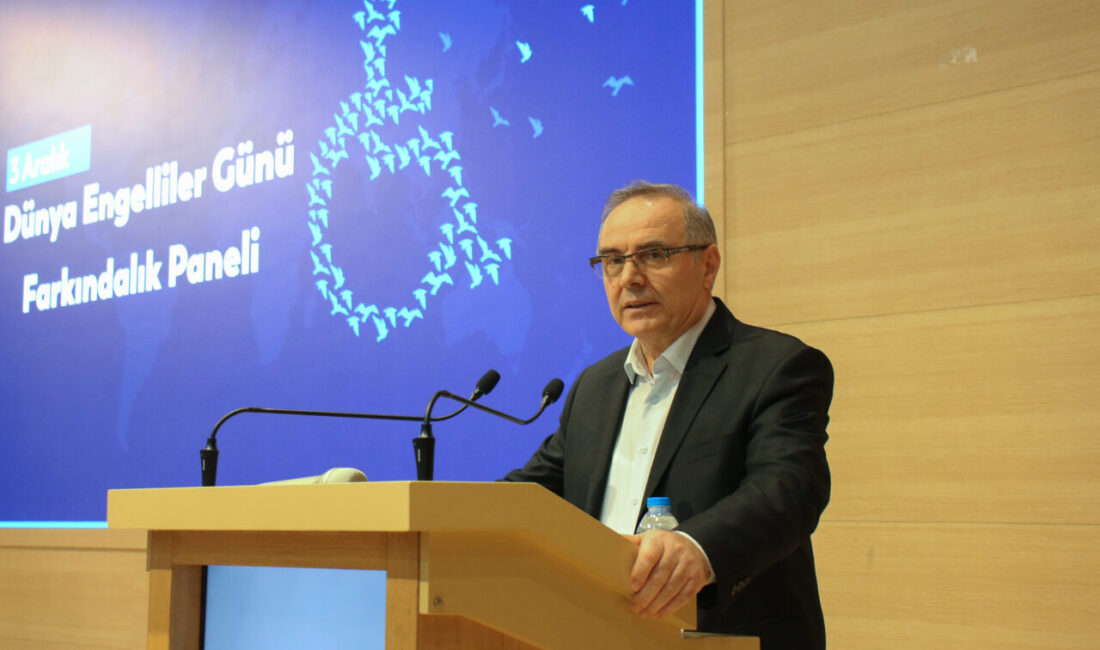 - Biruni Üniversitesi Eğitim Fakültesi Dekanı Prof. Dr. Adnan Ömerustaoğlu:
-