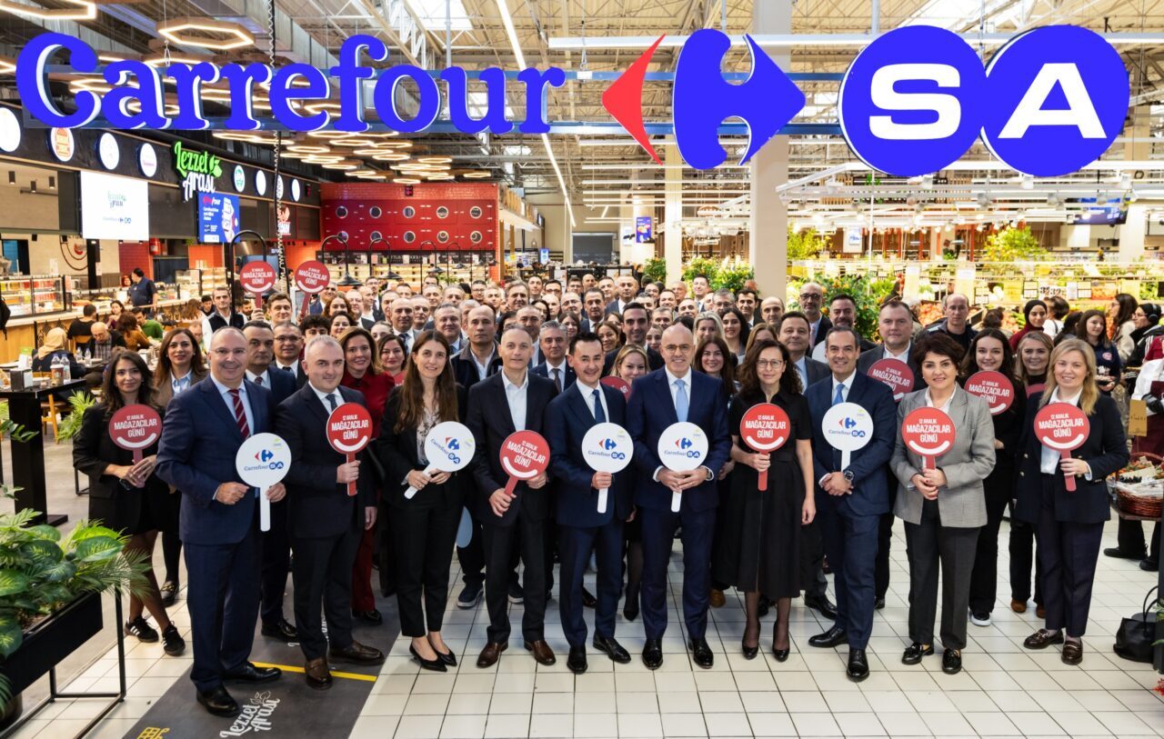 - CarrefourSA CEO'su Kutay Kartallıoğlu:
- "Mağazacılığı bir meslekten öte, insana