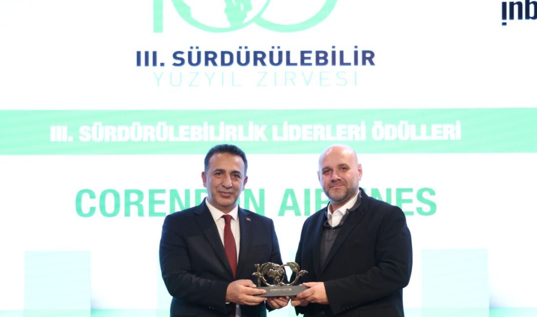 - Corendon Airlines Uçuş Operasyon Mühendislik Müdürü Gökmen Düzgören:
- "Önümüzdeki