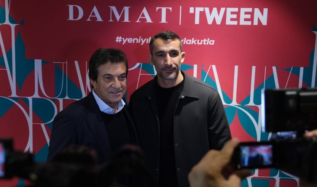 İSTANBUL (AA) – Damat Tween, İstanbul'un Nişantaşı semtindeki mağazasında "Yeni
