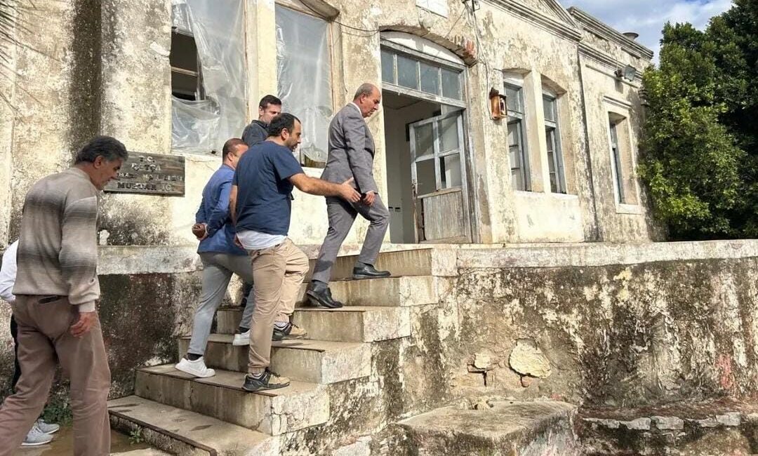 MUĞLA (AA) – Muğla'nın Datça ilçesindeki Cumalı Çeşmeköy Atatürk İlkokulu,