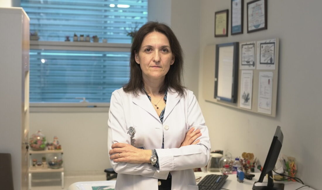 - Medipol Mega Üniversitesi Hastanesi Gastroenteroloji Uzmanı Prof Dr. Esin