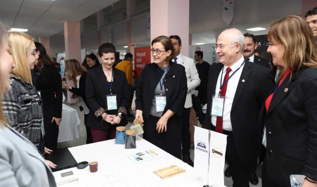 İZMİR (AA) – Dokuz Eylül Üniversitesi (DEÜ) tarafından düzenlenen DEÜ