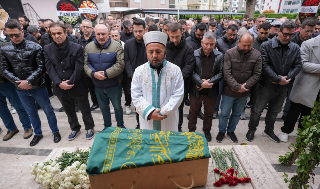 İZMİR (AA) – Eski milli futbolcu ve teknik direktör Feyyaz