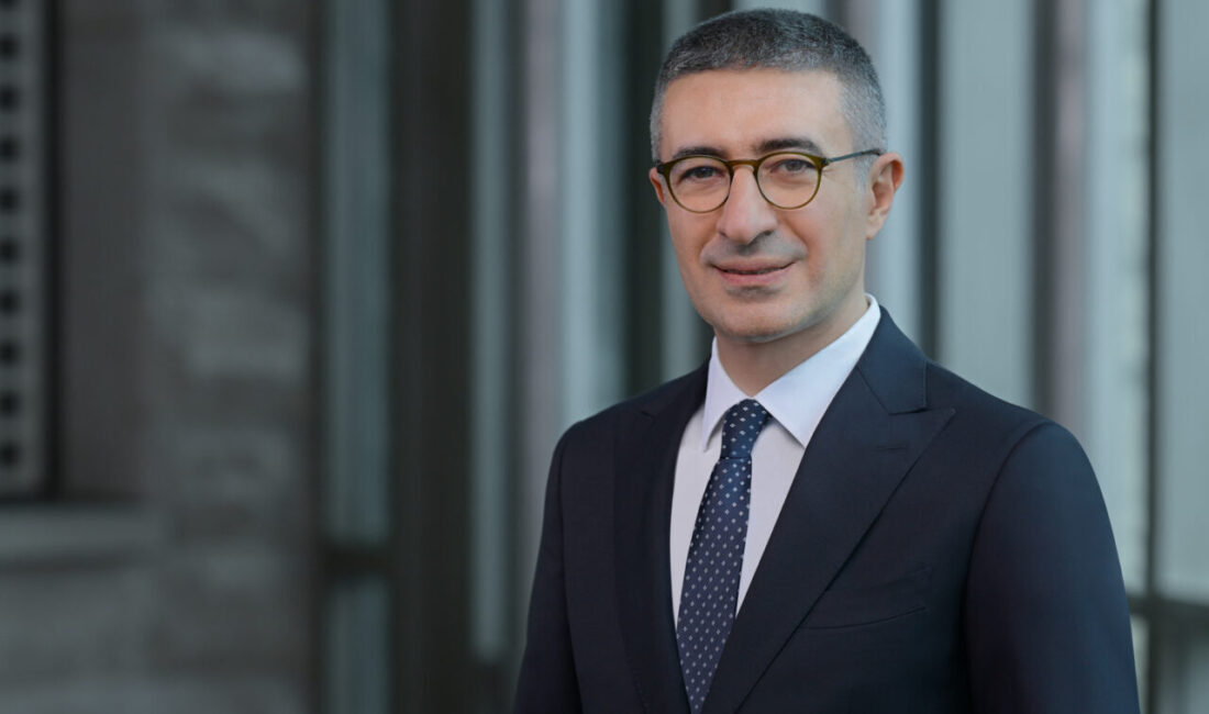 - Garanti BBVA Genel Müdürü Mahmut Akten:
- "Garanti BBVA'nın uluslararası