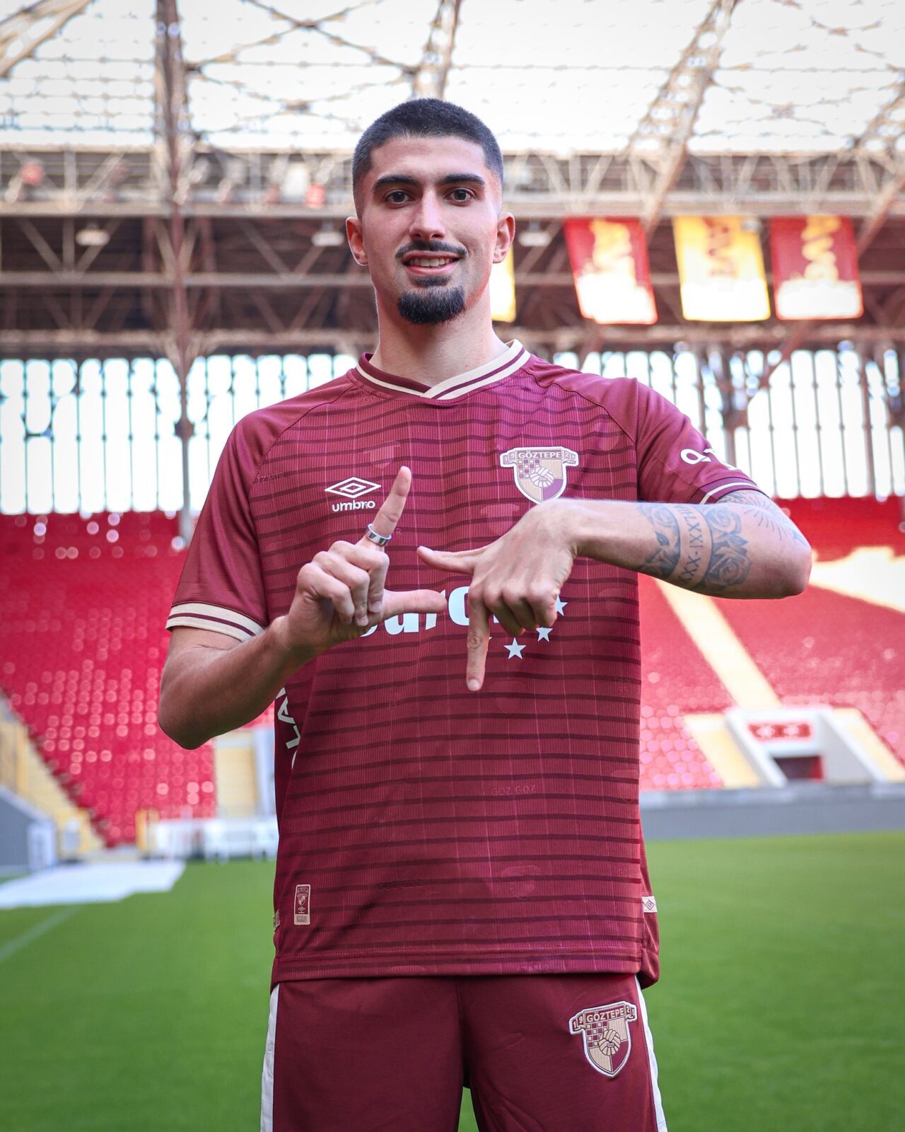 İZMİR (AA) – Trendyol Süper Lig ekiplerinden Göztepe, İsviçreli hücum